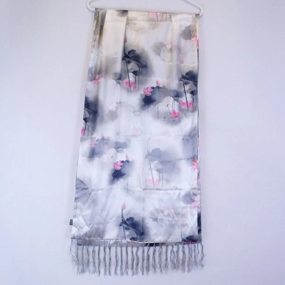 Water Lilly Long SIlk Feel Scarf